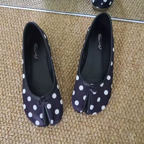 Polka Dot Split Toe Shoes