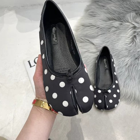 Polka Dot Split Toe Shoes