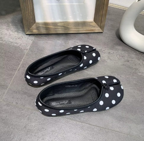 Polka Dot Split Toe Shoes