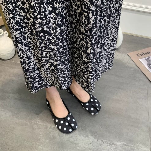 Polka Dot Split Toe Shoes